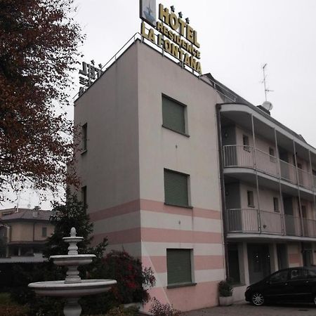 Hotel Residence La Fontana Марьяно-Коменсе Экстерьер фото